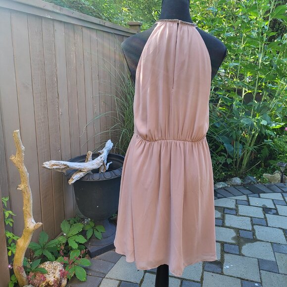 Chiffon Cocktail Dress with Beaded Neck and Waist Accents Size 10 - Picture 4 of 11